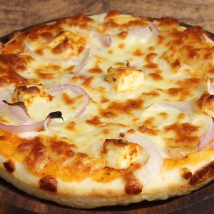 Classic Paneer Pizza